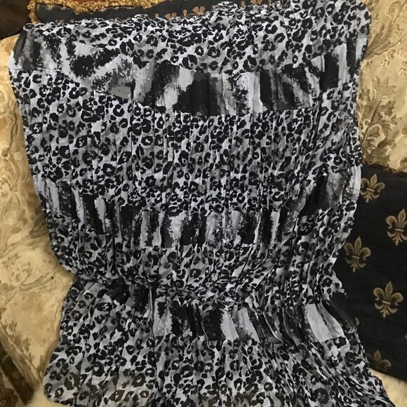 Maggie Barns Pleated Maxi Skirt Black & Gray Animal Print Size 3X - Picture 5 of 6